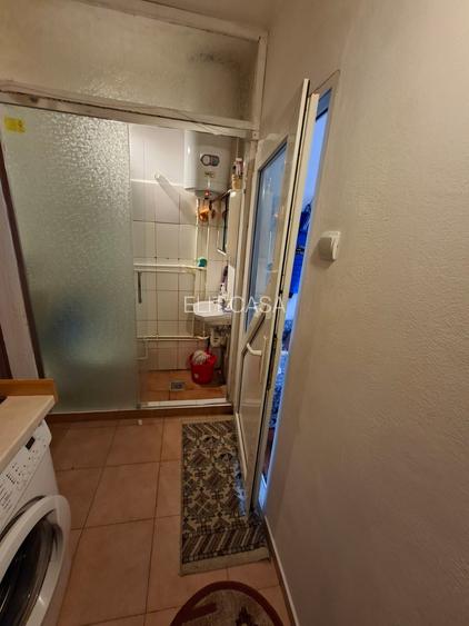 Camera de camin, zona Podu Ros - 7