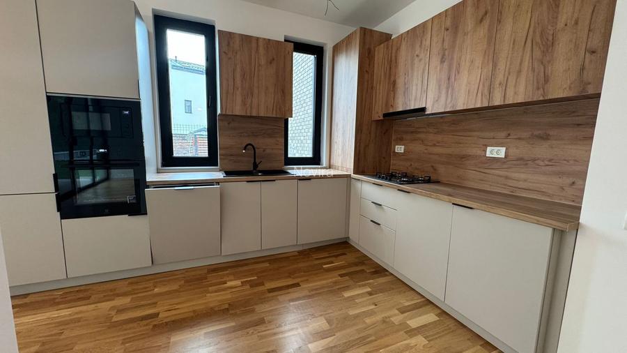 Casă Premium Inchiriat / 5 Camere cu Piscina Privata / Iancu Nicolae - 6