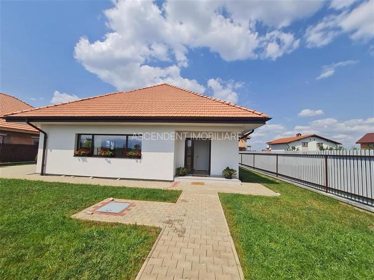 In stil mediteranean, curte proprie, 4 camere, terasa, pod mansardabil, Harman, - 12