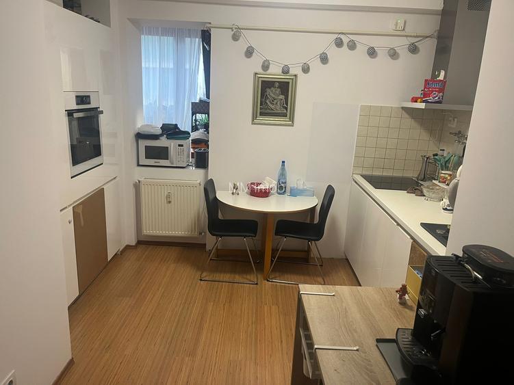 Apartament cu 3 camere/  Piata Victoriei/ Moxa - 7