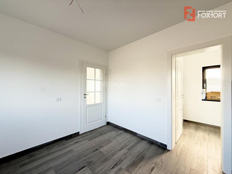 Casa individuala cu 4 camere, situata la drum asfaltat in Sacalaz - 9