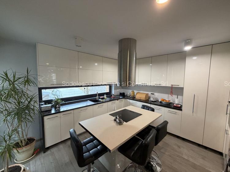 Duplex modern – arhitectură contemporană, spații luminoase - 14