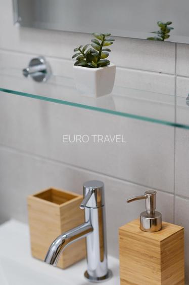 apartament 2 camere, modern, la 100 m de plaja, termen lung, contract , 450 euro - 14