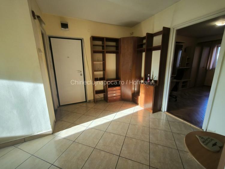 Ap. studentesc cu 3 camere, zona Big Belly/USAMV, 2 statii de Centru - 3