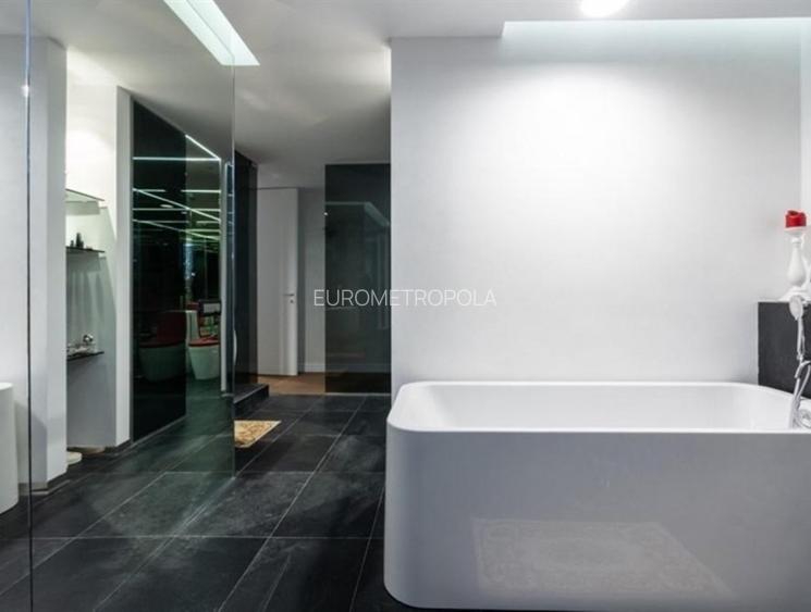 Apartament 7 camere Nordului - 13