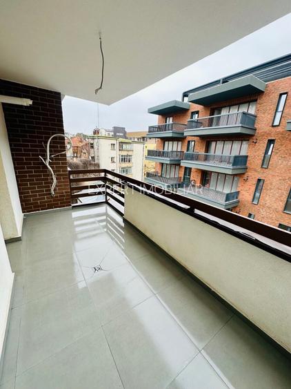 Cismigiu - Cobalcescu imobil S+P+4 cu 630 mp utili si 6 locuri de parcare - 4