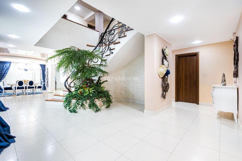 In dulcele stil mediteranean - casa de lux cu accente contemporane - 26