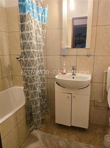 Piata Salajan, garsoniera parter bloc, intrare separata ! - 4