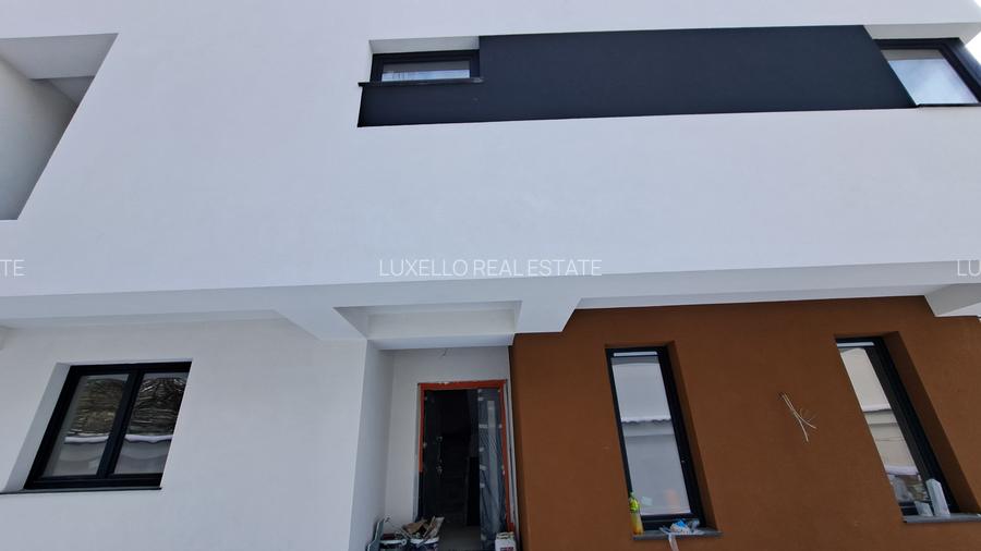 VILA SUPERBA CU 5 CAMERE AMPLASATA IDEAL - 46