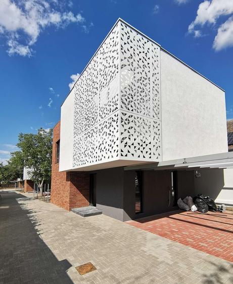 Calea Buziașului | Casă individuală | Carport | Terasă circulabilă - 5