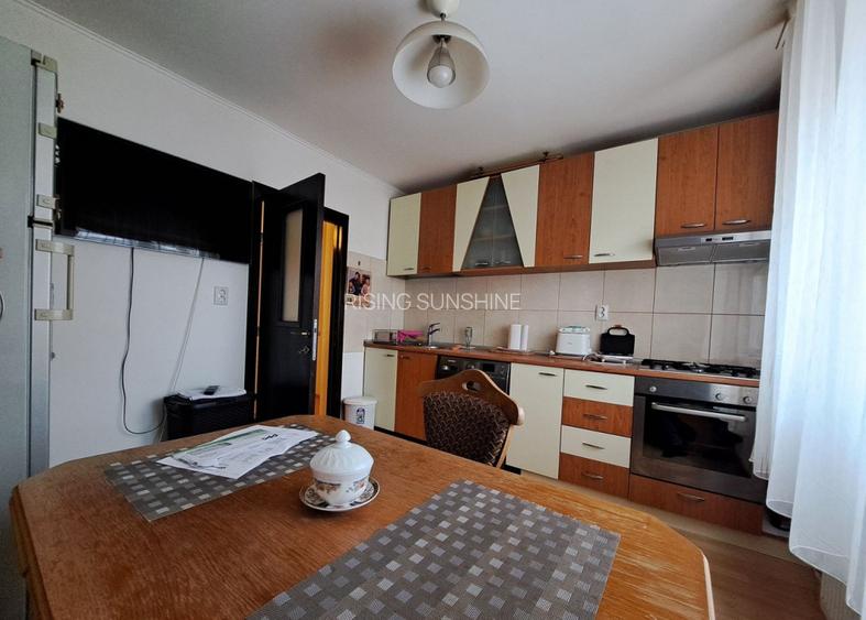 3 camere | decomandat | bloc an 1982 | 2 bai | Militari | Uverturii - 5