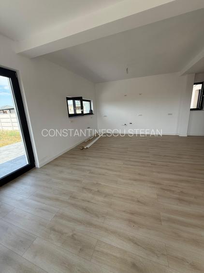 Casă 4 camere de închiriat | spațiu versatil, nemobilat, curte proprie - 5