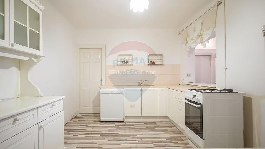 COMISION 0 | Apartament 4 camere + Curte | Zona Tractorul - 17