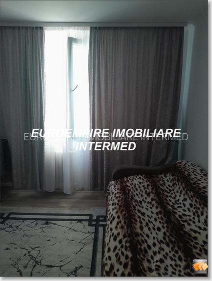 Garsoniera decomandata ,Zona Palas - 4