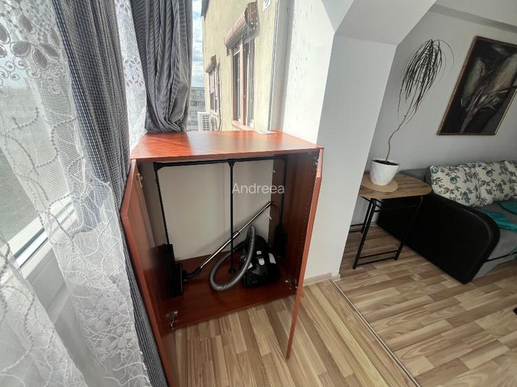 Apartament decomandat și renovat  B-dul București  - 10