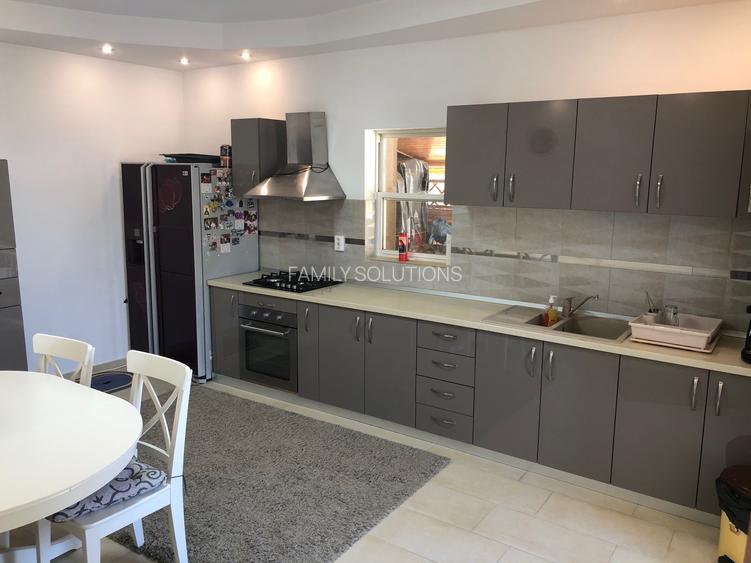 Vila individuala ,Aparatorii Patriei,485 mp teren - 9