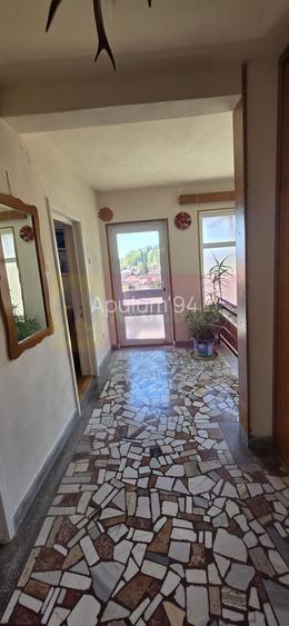 Casa de vanzare cu 6 camere in Busteni - 12