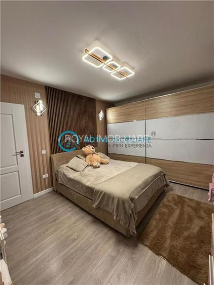 Royal Imobiliare - Vanzare apartament 3 camere zona Albert - 4