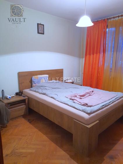 Apartament 4 camere - 96mp- 5 minute pana la metrou Romancierilor - 2