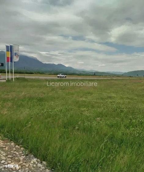 Agentia propune spre vanzare 4.8 Ha între Râșnov și Bran  F.S.la DN73 - 2