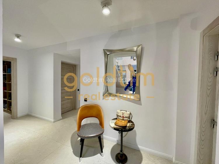 UNICA/ABSOLUT SUPERBA/ VILA INDIVIDUALA/IANCU NICOLAE/CURTE GENEROASA - 50