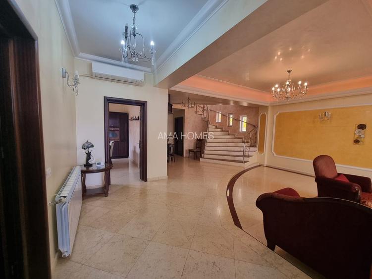 Vila generoasa de inchiriat intr o zona principala a orasului - 15