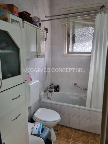 Eleganță interbelică în inima orașului – apartament cu potențial investițional - 12