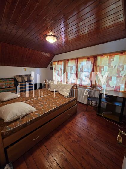 🏡 Casă din lemn masiv cu 7 camere, saună și teren generos – Azuga - 12