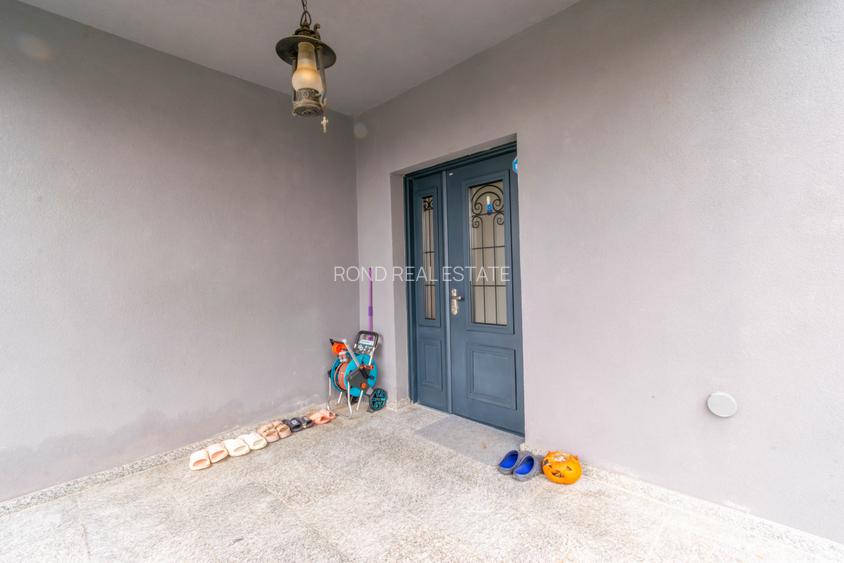 Locuinta construită pentru a fi locuită, nu doar admirată, complet mobilata - 22