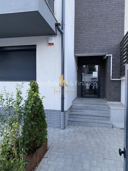 Apartament 3 camere LUX de vanzare | terasa si loc de parcare | complet mobilat  - 17