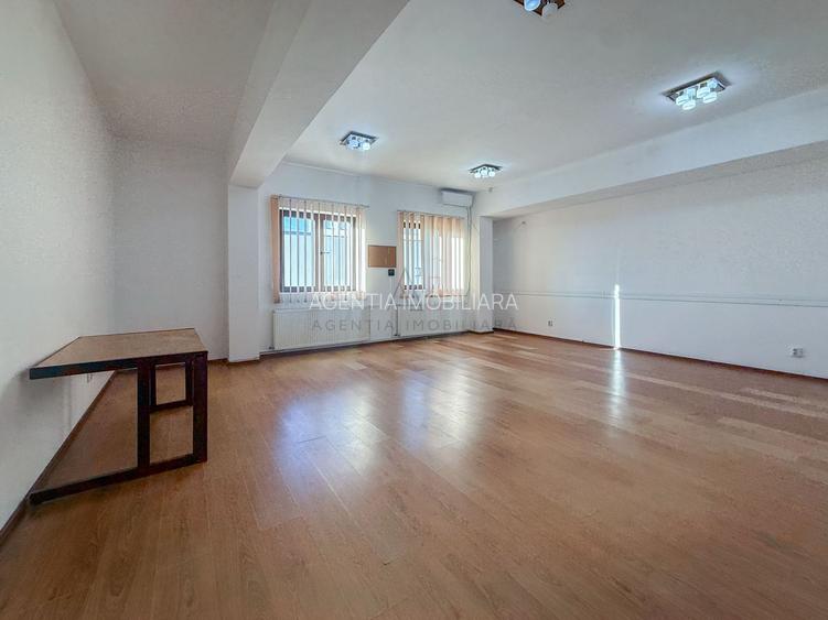 Spatiu de Birouri Sau Comercial | Soseaua Chitilei | Parcare - 2