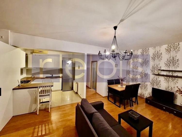 VANZARE APARTAMENT 2 CAMERE 56MP OZANA PALLADY BLOC 2009 - 3