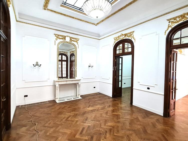 Vila interbelica - Universitate - Destinatii multiple - 2