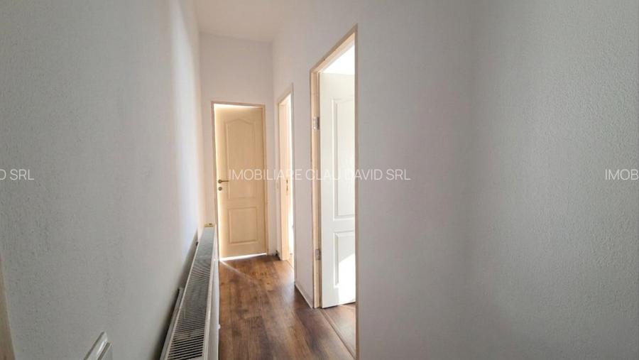 AFACERE LA CHEIE - COAFOR, FRIZERIE, SALON DE MASAJ, MANICHIURA, COSMETICA - 14