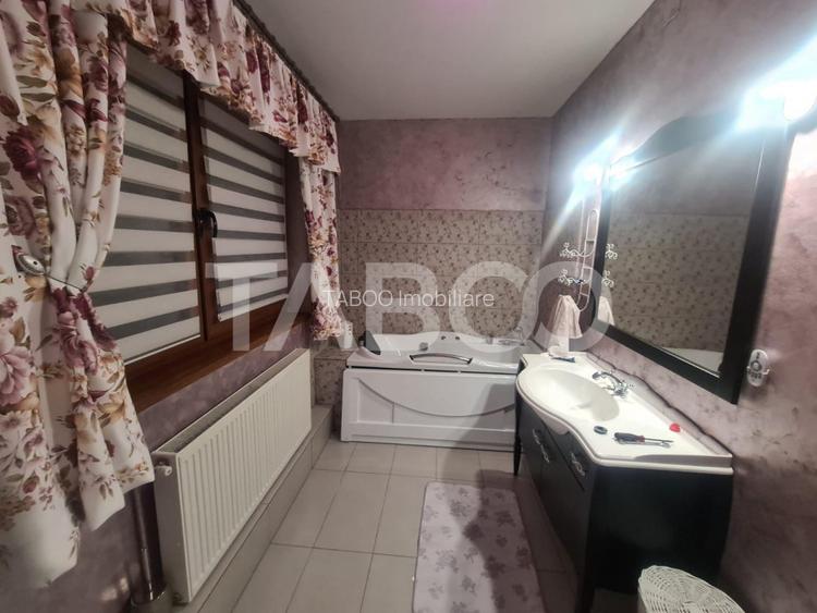 2 Case individuale moderne renovate 500 mp teren de vanzare Sibiu - 19