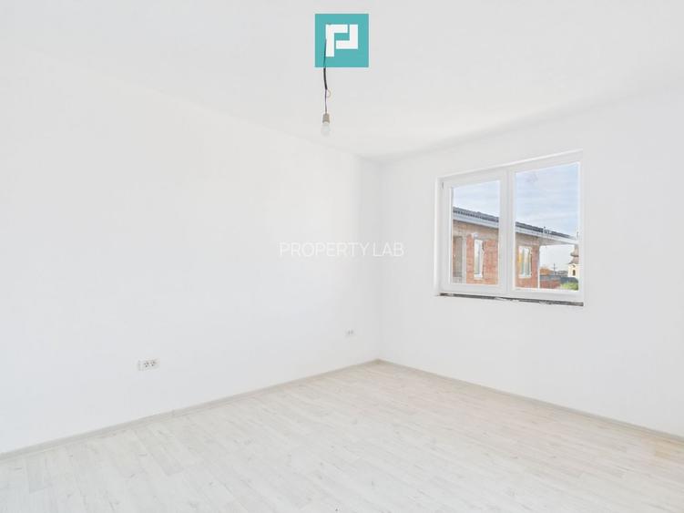 Penthouse cu terasă generoasă, în inima Chișodei - 8