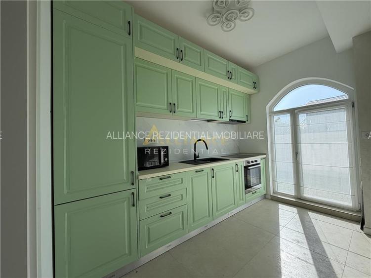 Vila moderna cu arhitectura deosebita – gata sa devina acasa - 15