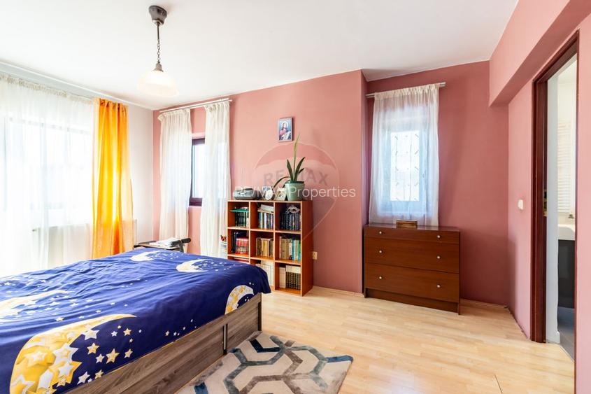 Casă / Vilă de vanzare la intrare in Mogosoaia, padure, teren 1097mp - 22