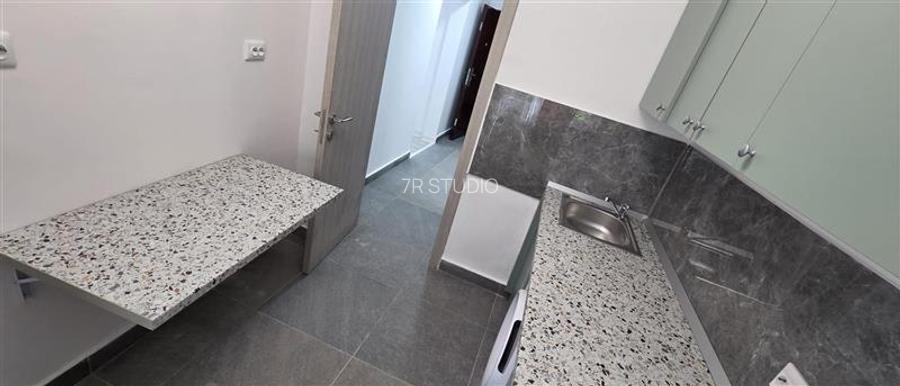 Inchiriere apartament 2 camere Teiul Doamnei - 8