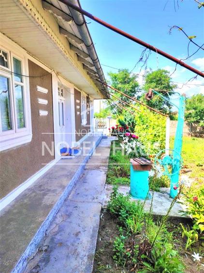 Casa la tara si teren intravilan, in sat Carja, jud Vaslui - 5