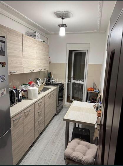 Apartament 2 camere decomandat, renovat, parter inalt – zona Astra - 8