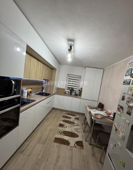 Apartament cu 3 camere, 65 mp, decomandat, 2 bai, balcon, zona Expo Transilvania - 4