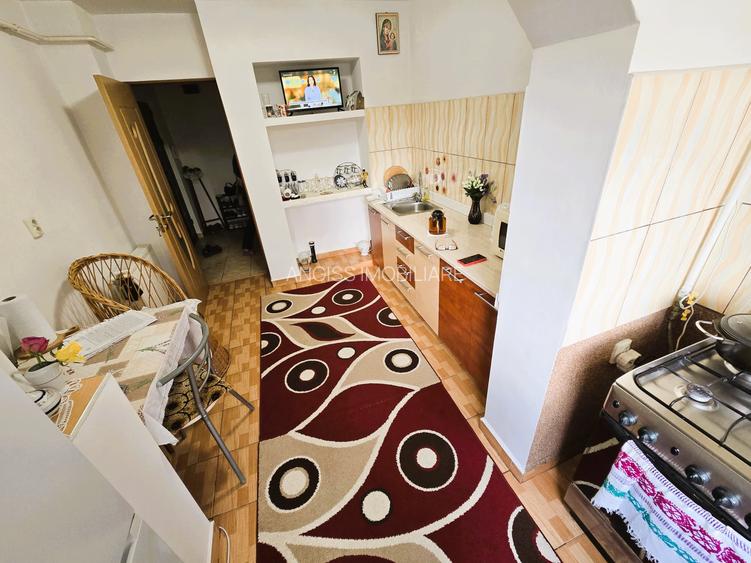 Apartament 3 camere cu BALCON - CARTIER E3 - 10