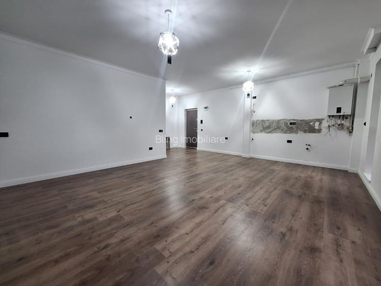 Apartament cu 2 camere, 58 mp, balcon, zona Teilor - 3