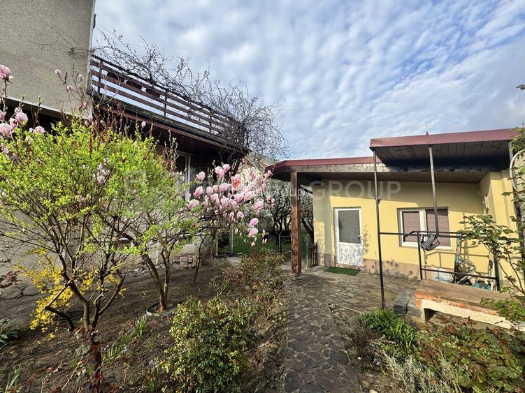 Casă individuală, cu garaj, teren 496 mp - zona Bartolomeu - 2