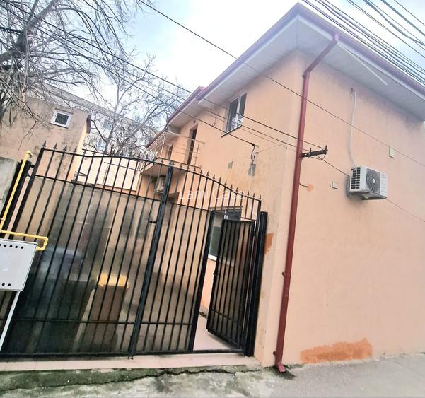 Capitol Casa de inchiriat P+E curte aproape de bd Tomis  de preferat firme - 10