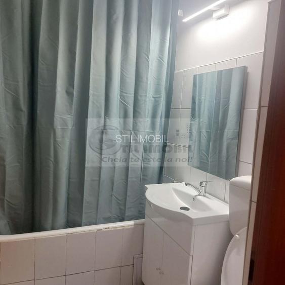 Apartament semidecomandat cu 3 camere - Mircea cel Batran - 399€ - 10