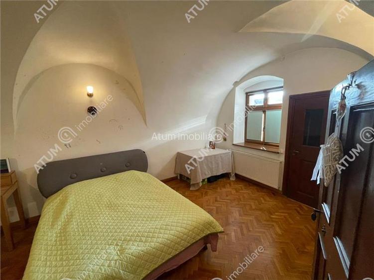 Apartament cu 2 camere decomandate la casa in zona ultracentrala Sibiu - 4
