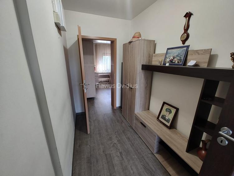 Oază de liniște cu "parc" privat în vatra satului - 15