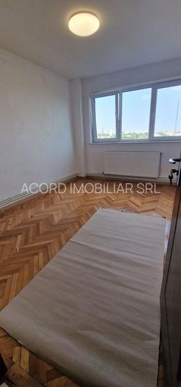 Gara-Abator, apartament cu 3 camere decomandate. - 12